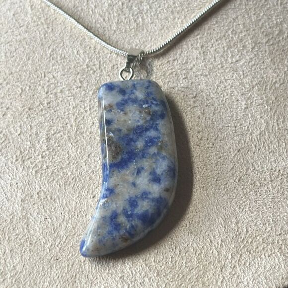 Cabochon Pendant Necklace! - Picture 3 of 8